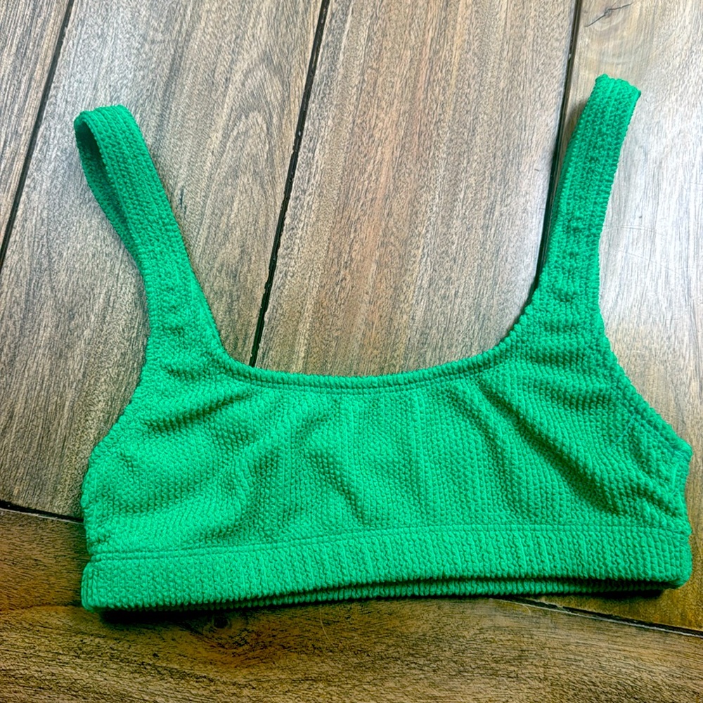 New Good American swim suit top in green